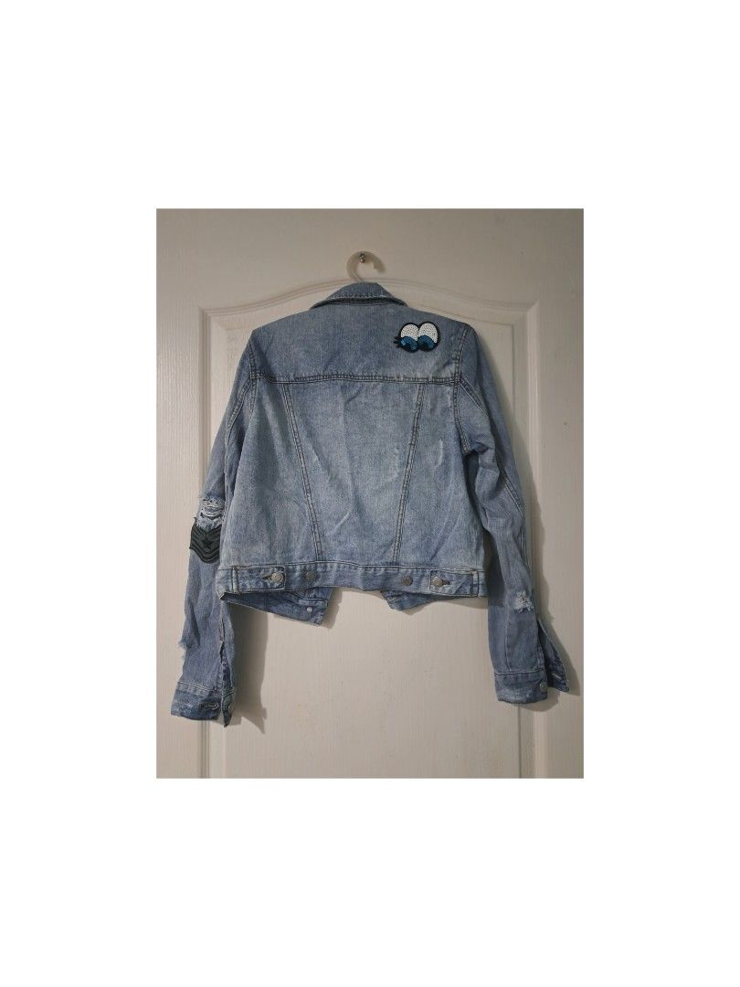 Vanilla Star Denim Jacket (Category: Coats, Jackets and Outerwear) located in Legazpi City. Submitted by alyblueberyl (Listing ID 1469051873, Image 2). Description: Size Small Has inner pocket both sides.