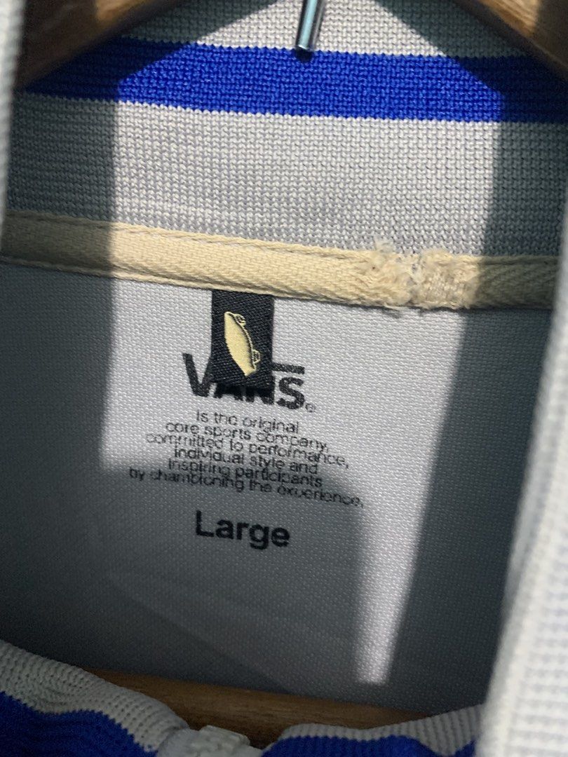 Vans (Category: Coats, Jackets and Outerwear) located in Bayombong. Submitted by johnestrell315 (Listing ID 1469073575, Image 3). Description: .