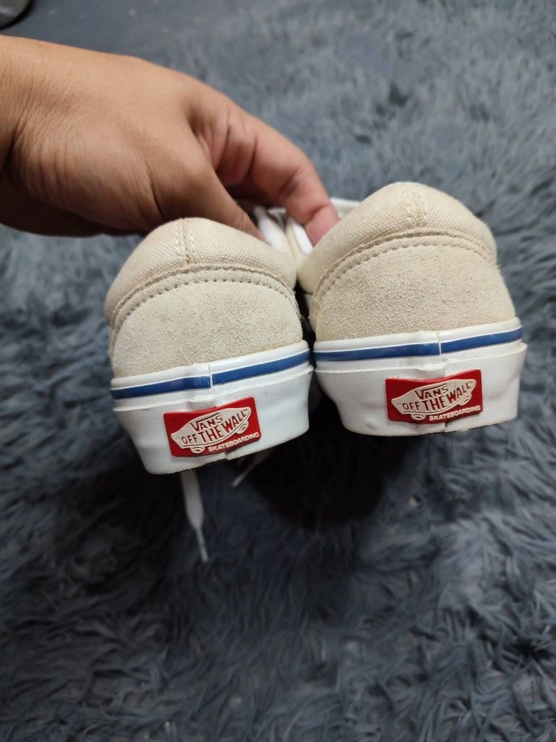 Vans Skate Old Skool Off White Sneakers (Category: Sneakers) located in Baguio. Submitted by barepicksph (Listing ID 1469042953, Image 3). Description: - Brand/Model: Vans Skate Old Skool - Colorway: Off White with classic white sidestripe - Size: US Men 4 / UK 3 / EUR 35 / 22cm - Material: Low-top suede and canvas upper with durable waffle rubber outsole - Details: Features iconic checkerboard tag and red heel tab - Condition: Light signs of wea