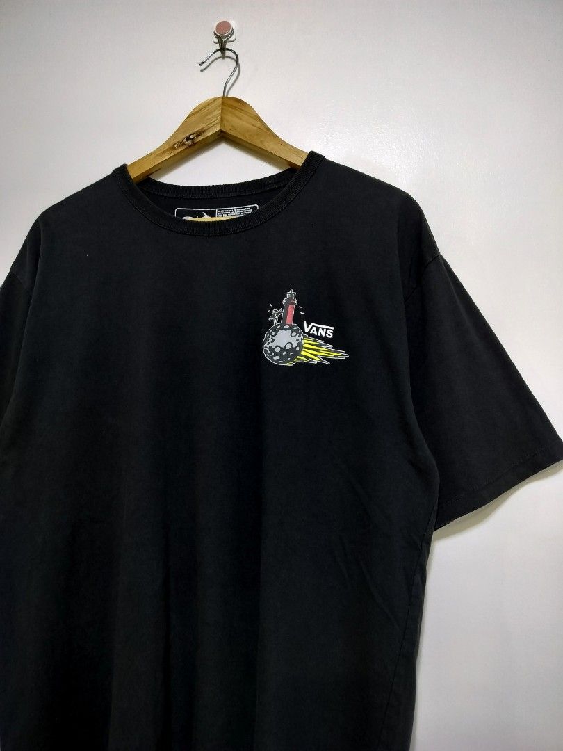 Vans x Zion Wright Off The Wall T-Shirt (Category: Tshirts & Polo Shirts ) located in Taguig. Submitted by thriftybounce (Listing ID 1468998628, Image 3). Description: Fit : L-XL Width : 22 Length : 30 Color Rate : 9.5/10 Issue : None.