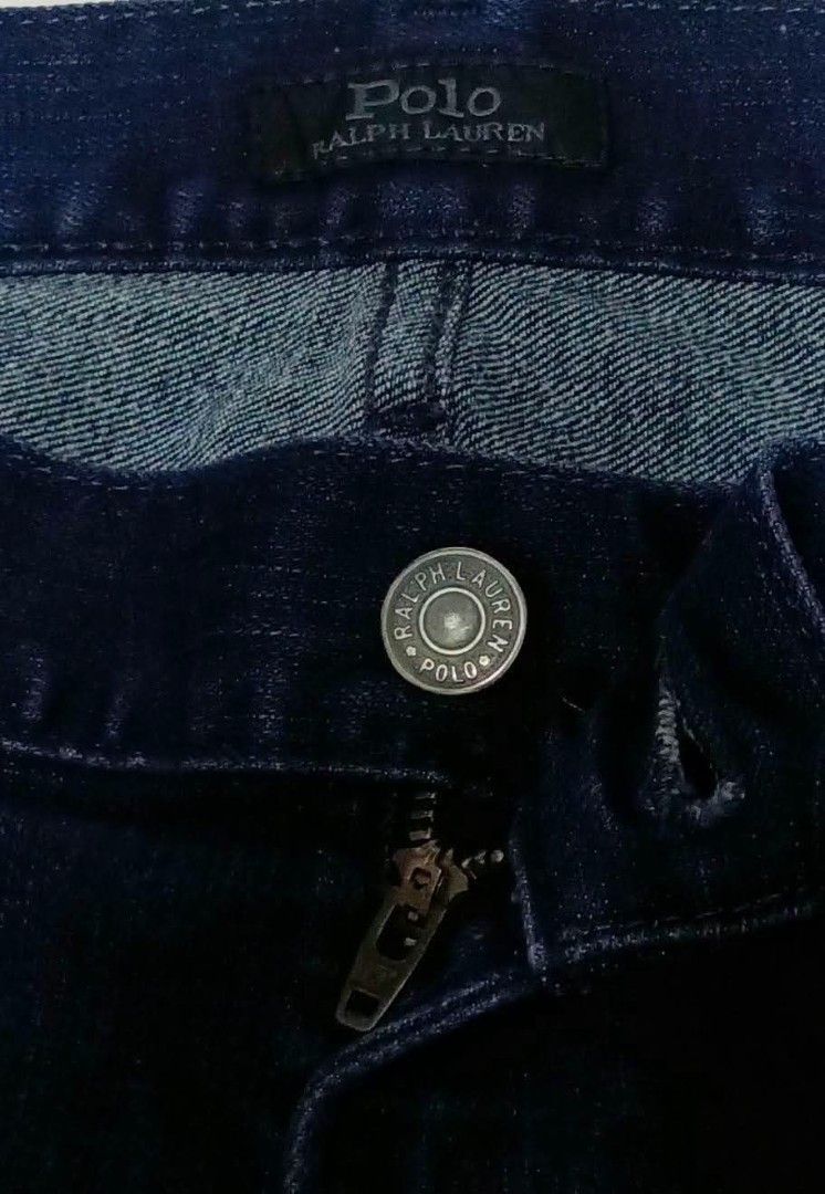 Varick Slim Straight Jeans (Category: Jeans) located in Valenzuela. Submitted by AnahThrift (Listing ID 1469059738, Image 2). Description: New Arrival ❗❗❗ 👉Very Good condition 👍 👉 MOP:: Palawan/Cebuana/Gcash 👉 Courier:: Lalamove/MCFA/LBC/J&T 👉 Location:: Karuhatan, Valenzuela City 👉Salamat po ᥬ😊᭄🙏❣️.