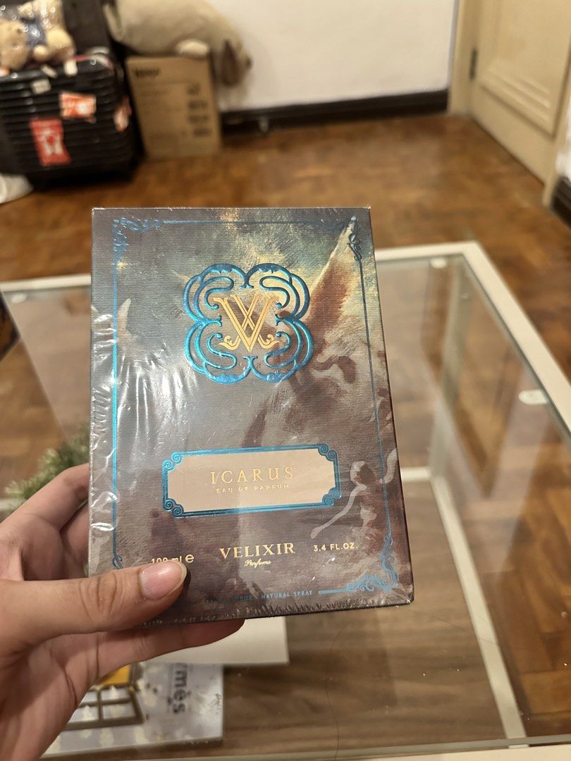 Velixir Icarus EDP 100ml Authentic (Category: Fragrance & Deodorants) located in Makati City. Submitted by vikashgidwani (Listing ID 1469062357, Image 1). Description: Velixir Icarus EDP 100ml Authentic Perfume Imported from Indonesia.
