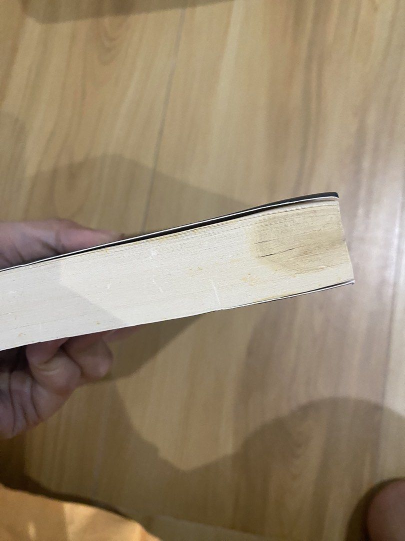 Verity by Colleen Hoover (Category: Storybooks) located in Manila. Submitted by dohwacart (Listing ID 1469004425, Image 2). Description: Loc: Pasig Mop: maribank Mod: j&t / lalamove.