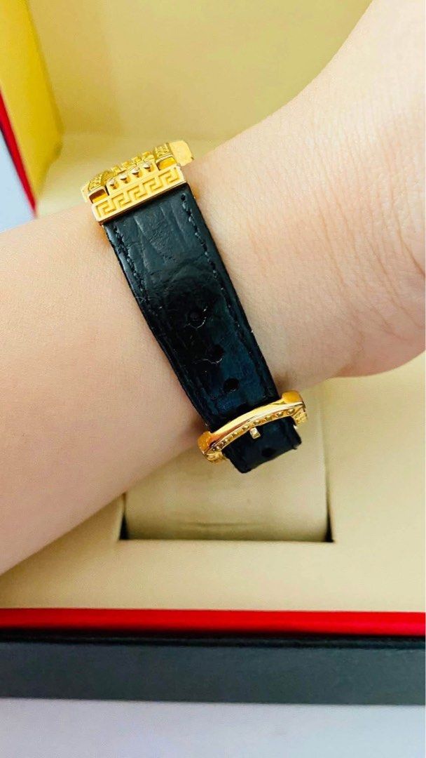 Versace Medusa Square Watch (Category: Women's Watches) located in Manila. Submitted by annafinds (Listing ID 1469054958, Image 3). Description: ₱14,800 Auth Versace Medusa Square Watch for Ladie’s -Square Face -Sapphire Glass -Swiss Made -Quartz Movement -With Provided Box -In Excellent Condition 📌Disclaimer:📌 All Products, Names, Brands, and Logos are owned by their respective brand owners. We are not affiliated with the Brand featured in thi