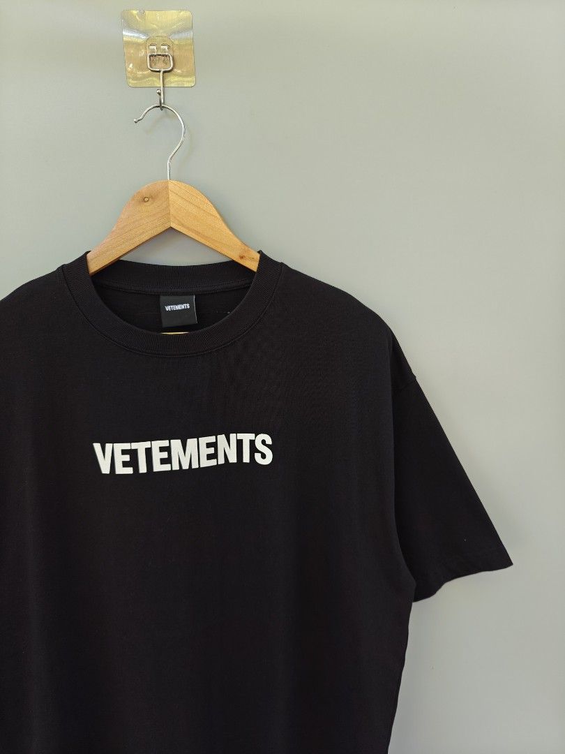 Vetements (Category: Tshirts & Polo Shirts ) located in Alaminos. Submitted by epargne (Listing ID 1469018699, Image 3). Description: ◾Size : Large - XL ◾Dimes : Length" 30, Width"23.5 ◾LIKENEW CONDITION! ◾WASHED W/ FABCON AND READY TO WEAR 🛒Price : + Shipping fee.