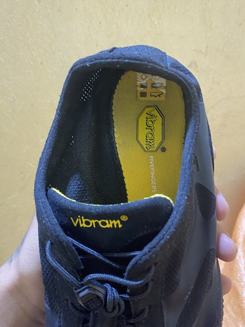 Vibram FiveFingers KSO EVO Training Shoes Black (Category: Sneakers) located in Cagayan de Oro. Submitted by jibsthrift (Listing ID 1468941519, Image 2). Description: - Brand new with original tags attached - Model: Vibram FiveFingers KSO EVO (Black) - Minimalist training shoes with individual toe slots for natural movement - Flexible 3mm XS Trek compound rubber outsoles for reliable grip - Comfortable 2mm EVA and Drylex sockliner - Lightweight p