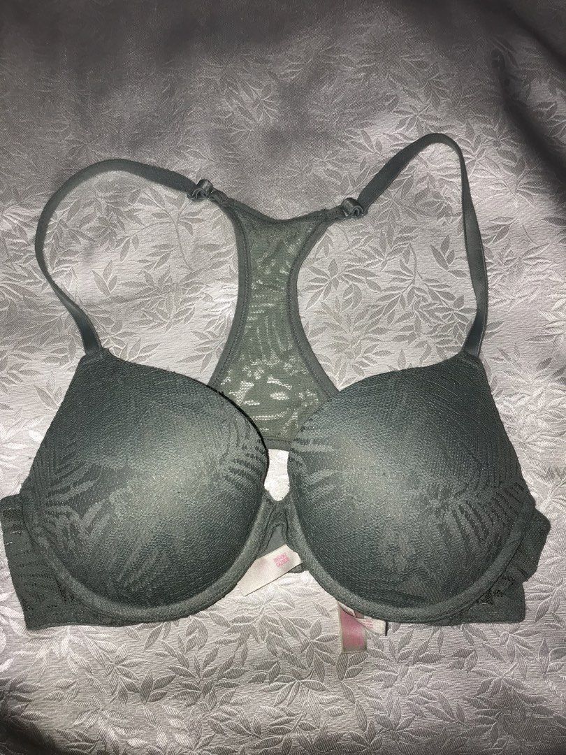 Victoria secret bra size 32C/D70 (Category: Undergarments & Loungewear) located in Manila. Submitted by freecat.21c0ee (Listing ID 1469084284, Image 1). Description: Victoria secret push up bra. size 32C / D70 .