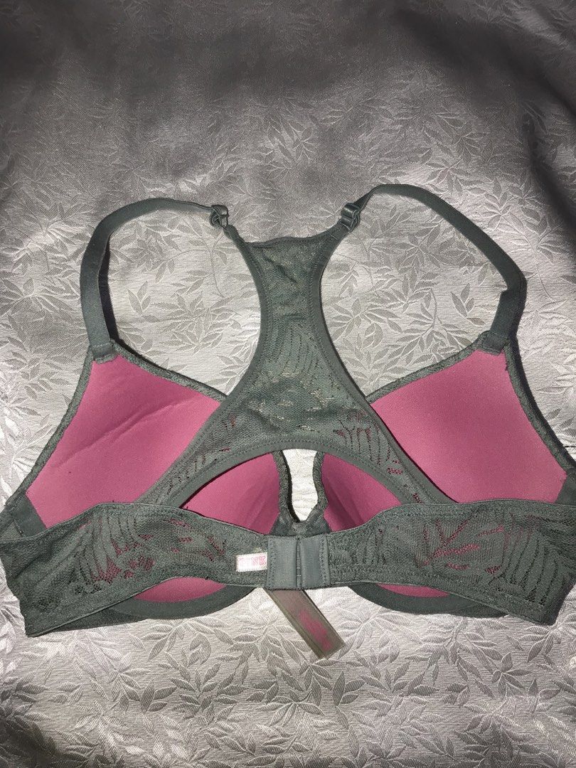 Victoria secret bra size 32C/D70 (Category: Undergarments & Loungewear) located in Manila. Submitted by freecat.21c0ee (Listing ID 1469084284, Image 2). Description: Victoria secret push up bra. size 32C / D70 .