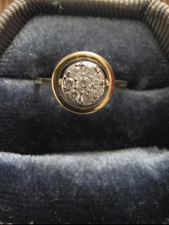 (Category: ) located in . Submitted by kathgoldvintagepreowned (Listing ID 1468991437, Image 1). Description: .