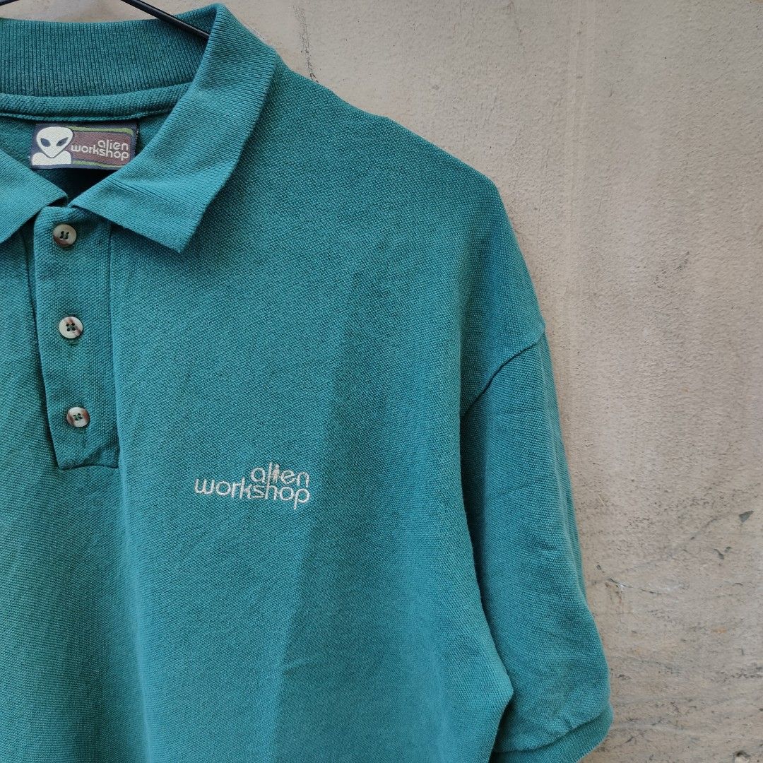 Vintage Alien Workshop Polo Shirt (Category: Tshirts & Polo Shirts ) located in Quezon City. Submitted by stashbyharun (Listing ID 1468996191, Image 3). Description: vintage alien workshop polo shirt with minimal run on the back part kindly check last 2 photos attached vtg skateboarding hook ups fuct stussy dogpile shortys skateboard retro.