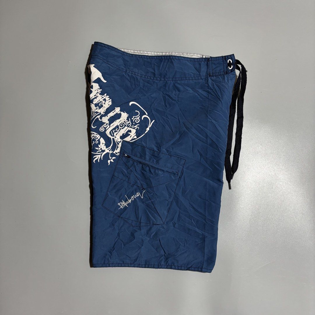 Vintage BillaBong BoardShort (Category: Shorts) located in Bacolod City. Submitted by Hanap_ukay (Listing ID 1469098038, Image 3). Description: Vintage BillaBong BoardShort Size: 30 Length: 21.5 Excellent 1,700.