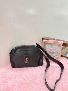 (Category: ) located in . Submitted by periwinklestore88 (Listing ID 1468962719, Image 1). Description: .