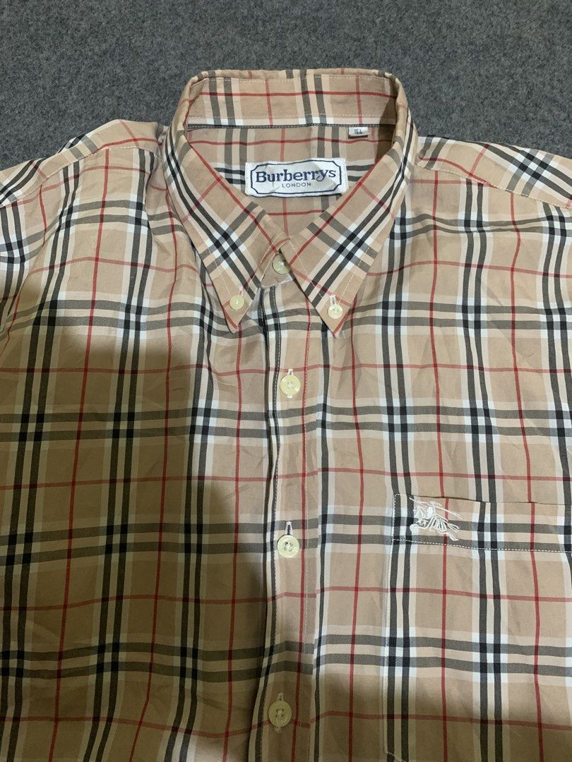 Vintage Burberrys nova check (Category: Tshirts & Polo Shirts ) located in Lapu Lapu. Submitted by kimthrift1976 (Listing ID 1469094108, Image 1). Description: Excellent condition No issue Size XL Dimes 24x29 .