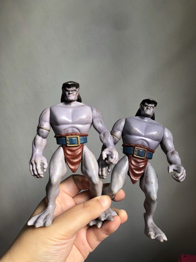Vintage disney gargoyles action figures (Category: Action & Battle Toys) located in Cainta. Submitted by dopethrifts.ph (Listing ID 1469106099, Image 3). Description: 450 each 650 the one with tail.