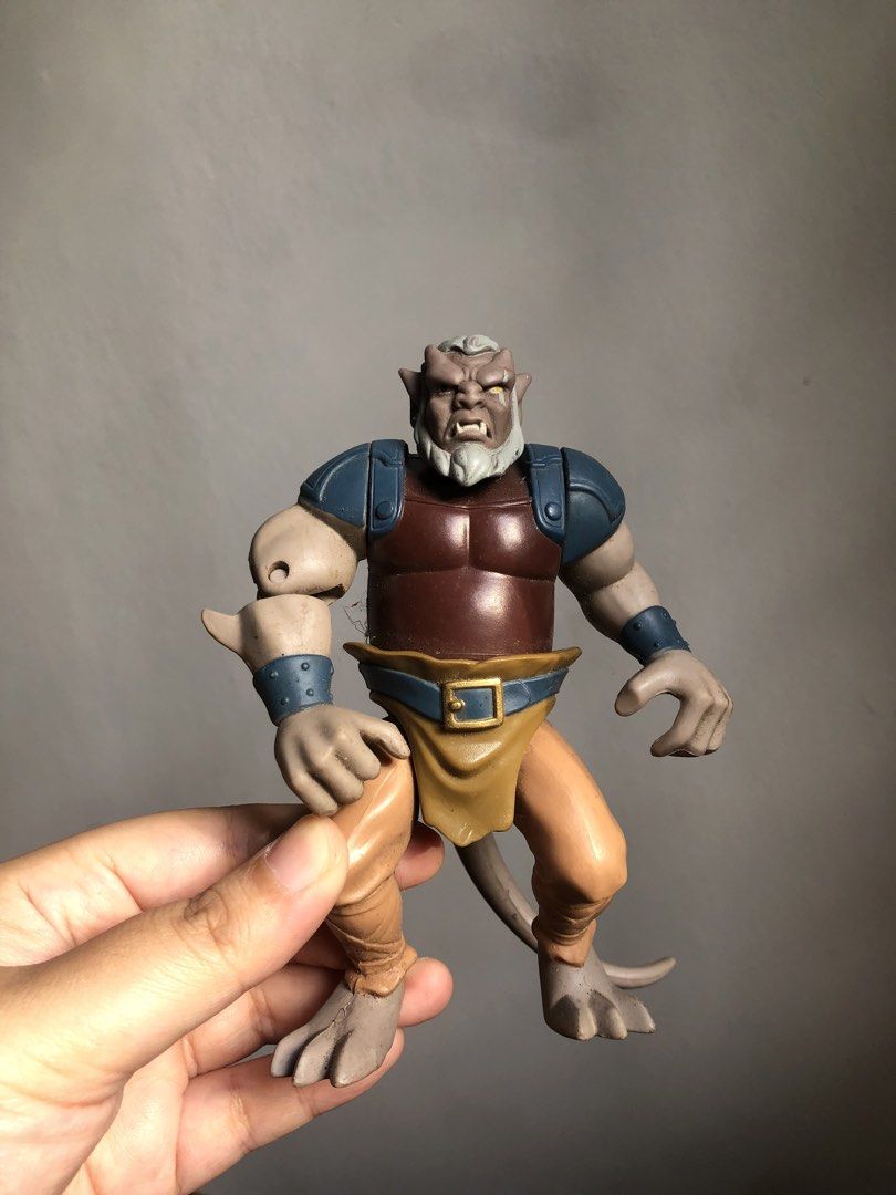 Vintage disney gargoyles action figures (Category: Action & Battle Toys) located in Cainta. Submitted by dopethrifts.ph (Listing ID 1469106099, Image 1). Description: 450 each 650 the one with tail.