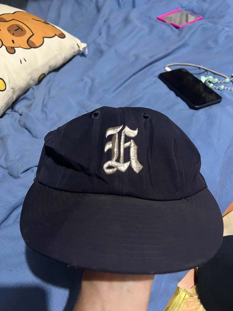 VINTAGE FALCO CAP (Category: Caps & Hats) located in Makati City. Submitted by cosmic_chester (Listing ID 1468940698, Image 2). Description: .