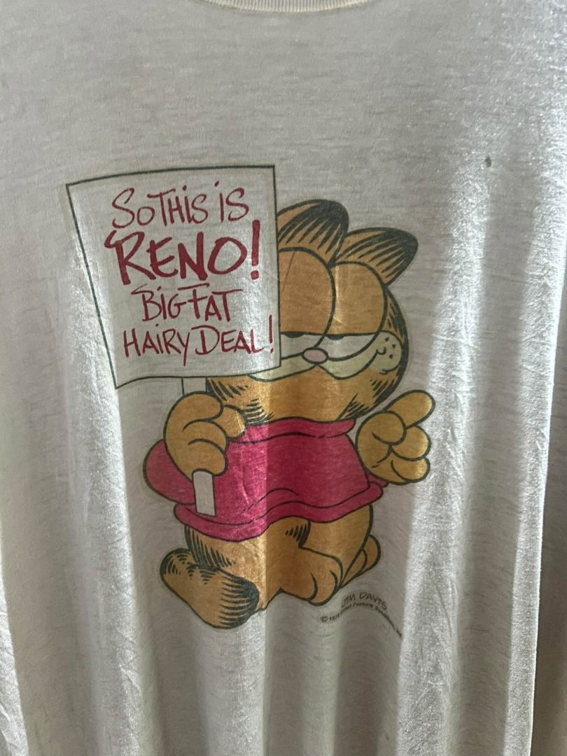 VINTAGE GARFIELD GRAPHIC TEE DATED 1978 SINGLE STITCH (Category: Tshirts & Polo Shirts ) located in Caloocan City. Submitted by j3ngsanity (Listing ID 1469088832, Image 2). Description: TAG : INFO TAG DIMES : 24x30.5 ISSUE : STAINS .