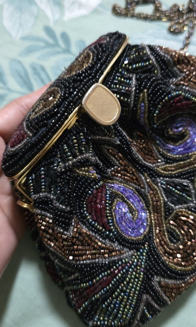 Vintage handmade beaded purse pouch (Category: Purses & Pouches) located in Manila. Submitted by loved_collections (Listing ID 1468984740, Image 2). Description: Collectible vintage! excellent condition! japan surplus sale!.