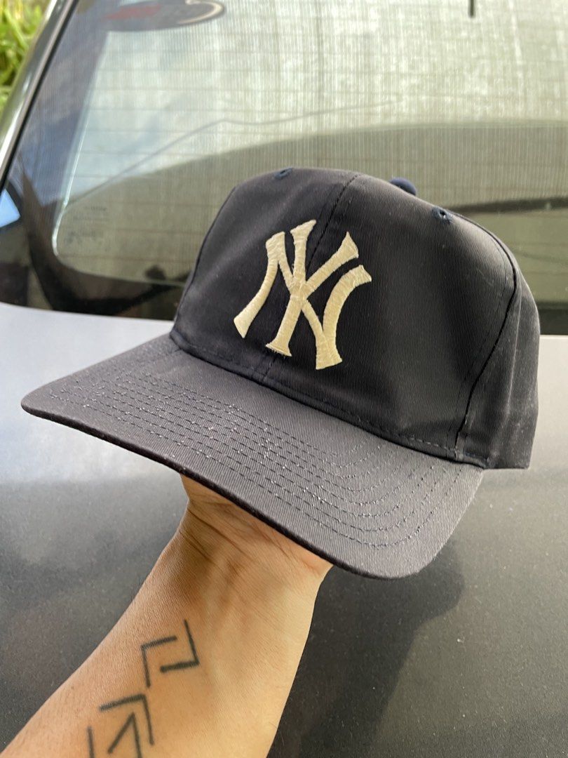 Vintage Hats for sale! (Category: Caps & Hats) located in Los Banos. Submitted by lestralmazan (Listing ID 1468932055, Image 3). Description: Dbacks Outdoor cap GM Cotton-1.3k Might Ducks 100% wool-3k Yankees American Needle GM Cotton pogi-1.3k Negotiable pa! Good to excellent condition po 🙂PM lang para sa detailed pics and price pag aspack pwede din 🙂 Permission to post admin! Salamat mga tol #respect.