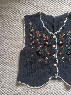 (Category: ) located in . Submitted by rosazmm (Listing ID 1468975038, Image 1). Description: .