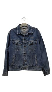 (Category: ) located in . Submitted by thriftshop.nation (Listing ID 1469092661, Image 1). Description: .
