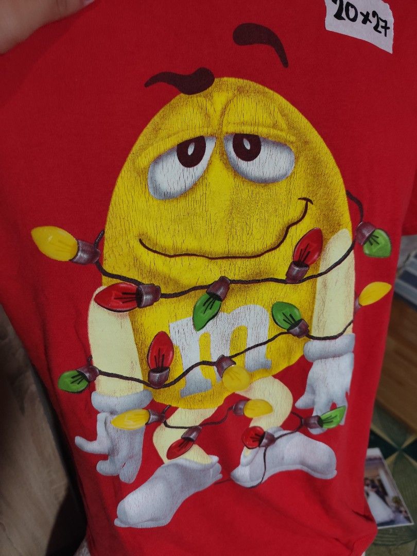 Vintage M&M's Yellow, M&M chocolate (Category: Tshirts & Polo Shirts ) located in Cebu City. Submitted by icoolectnsellect (Listing ID 1469068344, Image 2). Description: crack prints. size medium..
