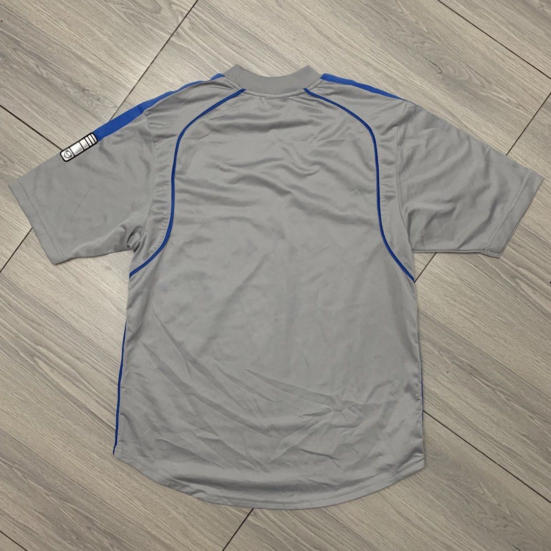 Vintage Nike Dri Fit (Category: Activewear) located in Manila. Submitted by arxxxm (Listing ID 1469068008, Image 3). Description: Vintage Nike Dri Fit 21" width 28" length excellent condition unique style lines 1000+ sf 📥.