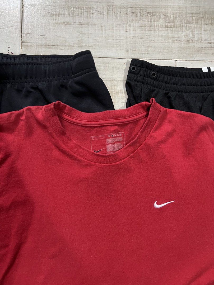 Vintage Nike Red Shirt (Category: Tshirts & Polo Shirts ) located in Angono. Submitted by odd.fitt (Listing ID 1468981997, Image 2). Description: XL 24W 30L Deadstock condition No side stitch.