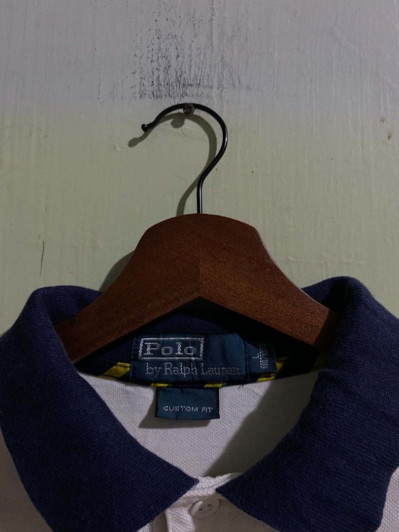 Vintage Polo Ralph Lauren (Category: Activewear) located in Ajuy. Submitted by anniee_tee (Listing ID 1469091965, Image 2). Description: Dimes: 21W x 27L No issue Excellent Condition.