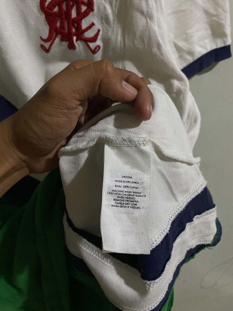 Vintage Polo Ralph Lauren (Category: Activewear) located in Ajuy. Submitted by anniee_tee (Listing ID 1469091965, Image 3). Description: Dimes: 21W x 27L No issue Excellent Condition.