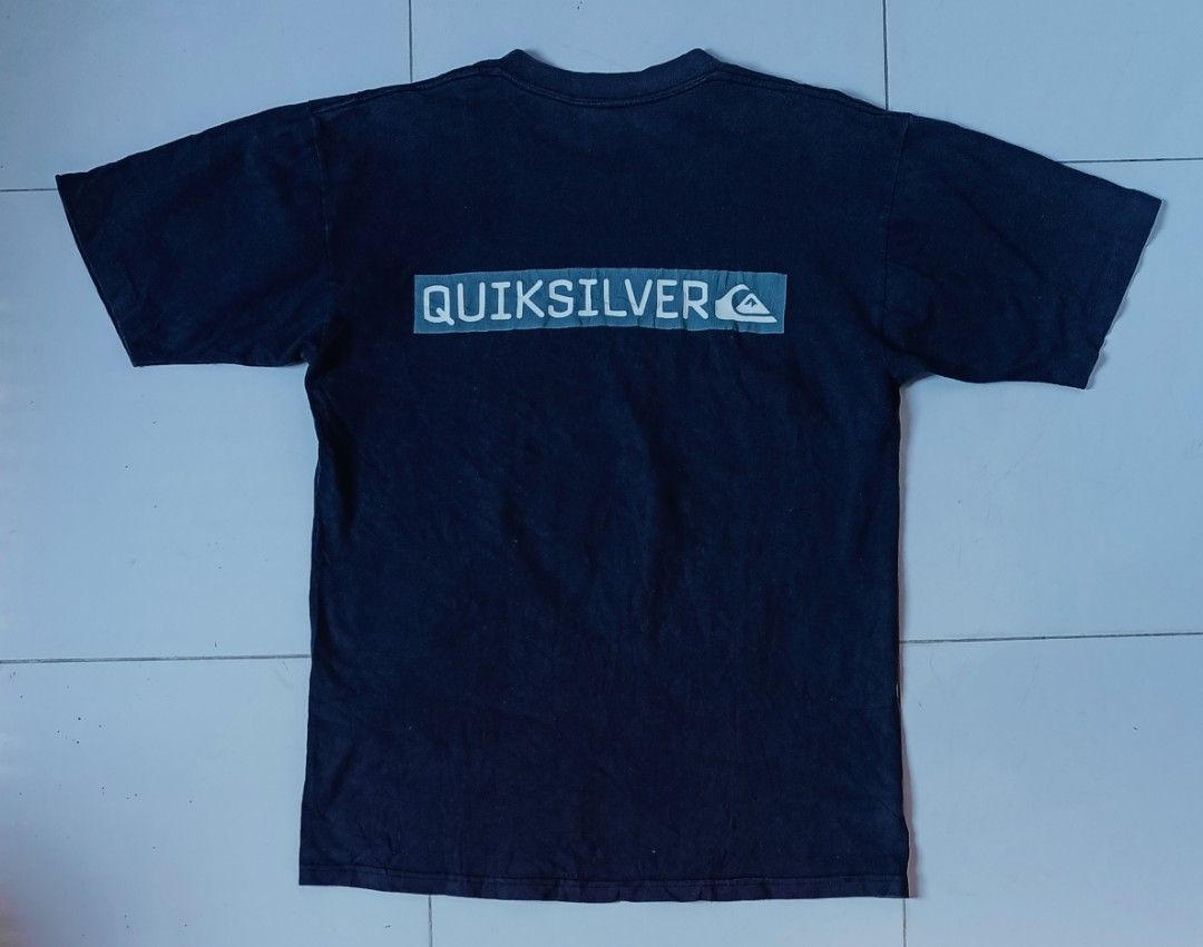 Vintage Quiksilver Tee (Category: Tshirts & Polo Shirts ) located in Asingan. Submitted by arnelpalaris8 (Listing ID 1469122754, Image 2). Description: Vintage Quiksilver tee size medium 20.5 width 28 length sigle stitch sleeve verygood condition pm me.