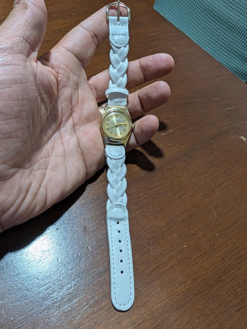 Vintage Timex Ladies Watch (Category: Women's Watches) located in Makati City. Submitted by greatbuysmnl (Listing ID 1469035721, Image 3). Description: Vintage Ladies Timex Manual Wind Shockproof White leather strap Made in Great Britain .