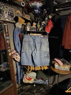 (Category: ) located in . Submitted by genesisllo24149 (Listing ID 1469011702, Image 1). Description: .