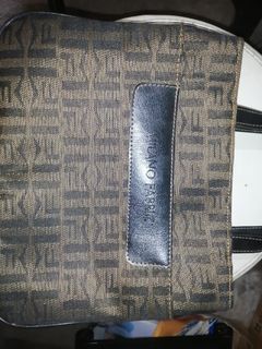 (Category: ) located in . Submitted by jhedplus (Listing ID 1469077022, Image 1). Description: .