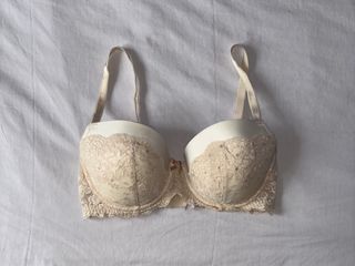 (Category: ) located in . Submitted by mymeloxin (Listing ID 1468942236, Image 1). Description: .