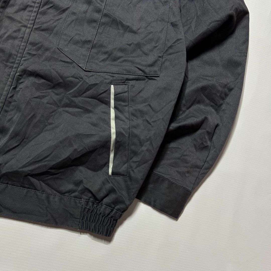 Vintage Xebec Work Wear Jacket (Category: Tshirts & Polo Shirts ) located in Antipolo. Submitted by wvyfrnds (Listing ID 1469018014, Image 3). Description: Vintage Xebec Work Wear Jacket Size: L Color: DarkGray Dimensions (Inches): Length: 25 Width: 22.5 Color Rate: 9/10 Issues - NONE 495 PLUS SF.