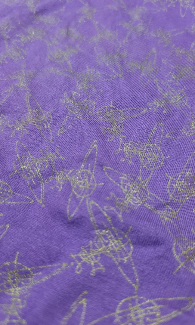 VIVIEN WESTWOOD RED LABEL (Category: Luxury Apparel) located in Tumauini. Submitted by patricktag49926 (Listing ID 1469006153, Image 3). Description: .