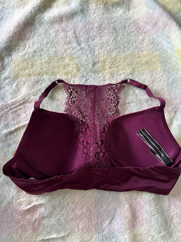 Vs So obsessed push up front closure 34B (Category: Undergarments & Loungewear) located in Llanera. Submitted by expresclothing (Listing ID 1468997896, Image 3). Description: .