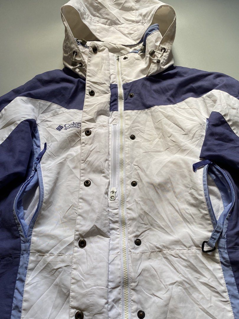 Vtg Columbia Technical Shell Jacket (Category: Coats, Jackets and Outerwear) located in Cebu City. Submitted by dfindss. (Listing ID 1469034552, Image 3). Description: Dimension: 28.5x22.5 Best fit sa large Good condition Need wash Issue missing puller but still working zipper.