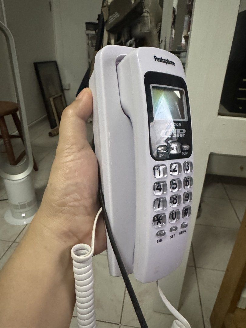 Wall-mounted Wired Telephone (Category: Other Gadgets) located in Las Pinas. Submitted by megalleon8 (Listing ID 1468937130, Image 2). Description: Wall-mounted wired telephone / landline.