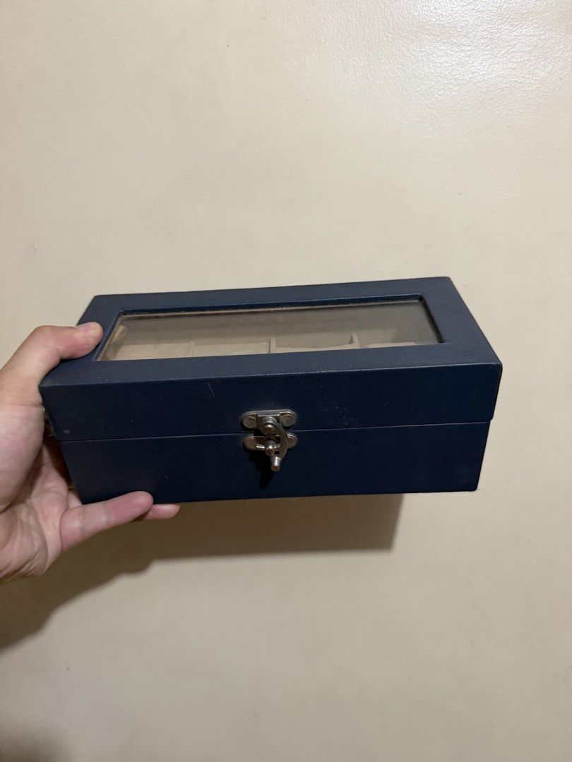 Watch and Accessories storage (Category: Storage Boxes & Baskets) located in San Juan City. Submitted by royceee (Listing ID 1469105281, Image 2). Description: .