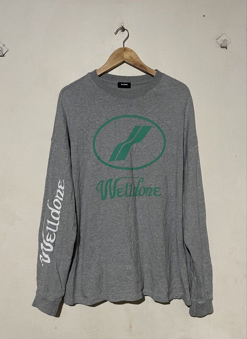We11done Grey Long Sleeve (Category: Longsleeves) located in San Jose del Monte. Submitted by naaahmaaan (Listing ID 1468957665, Image 1). Description: - Dimes : L 27 - W 26 - Size : XL - Verygood Condi w/ minimal crack print on sleeve print - SJDM BULACAN 📍 - Dm me for more inquiries 📩 .
