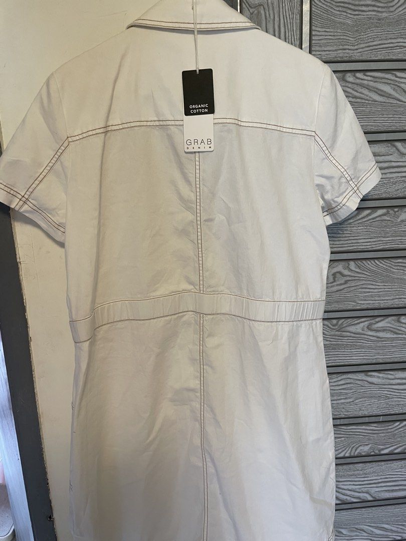 White Denim Dress (Category: Dresses) located in Manila. Submitted by peansandtobs (Listing ID 1468973940, Image 3). Description: Decluttering Di pa nagagamit, may tag pa Size can fit Medium to Large .