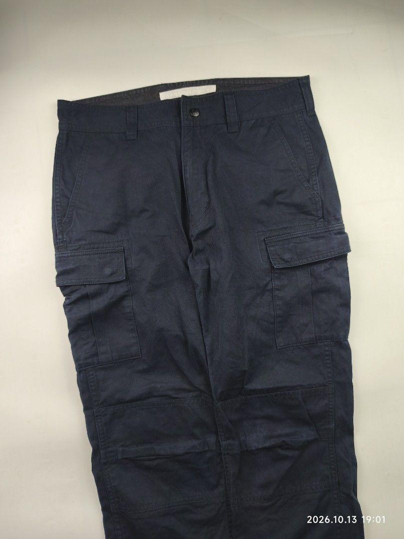 White mountaineering cargo pants (Category: Joggers) located in Manila. Submitted by corner_finds (Listing ID 1469030519, Image 3). Description: size 1 on tag waistline 32' inseam 27.5' leg opening 5.2' front rise 11' thigh 11' elasticated opening leg color navy no major flaws still in great condition 1799+sf dm.