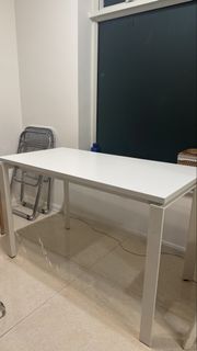 （分類：）位於 。 由 nadiiakostiuchyk 提交（商品編號 1468930452，圖片 1）。簡介： 。