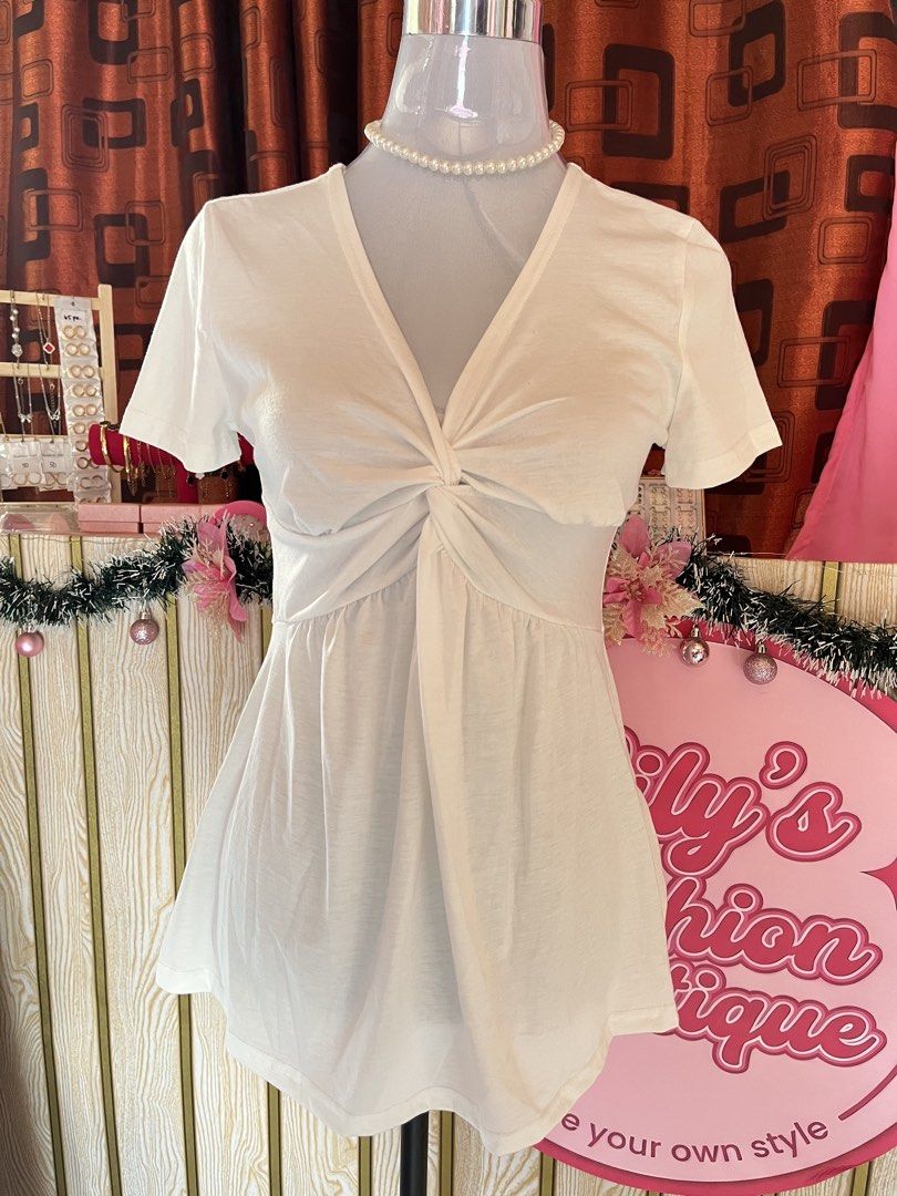 white-dazy shein top peplum (Category: Blouses) located in Manila. Submitted by myapparelshop (Listing ID 1468980730, Image 1). Description: .