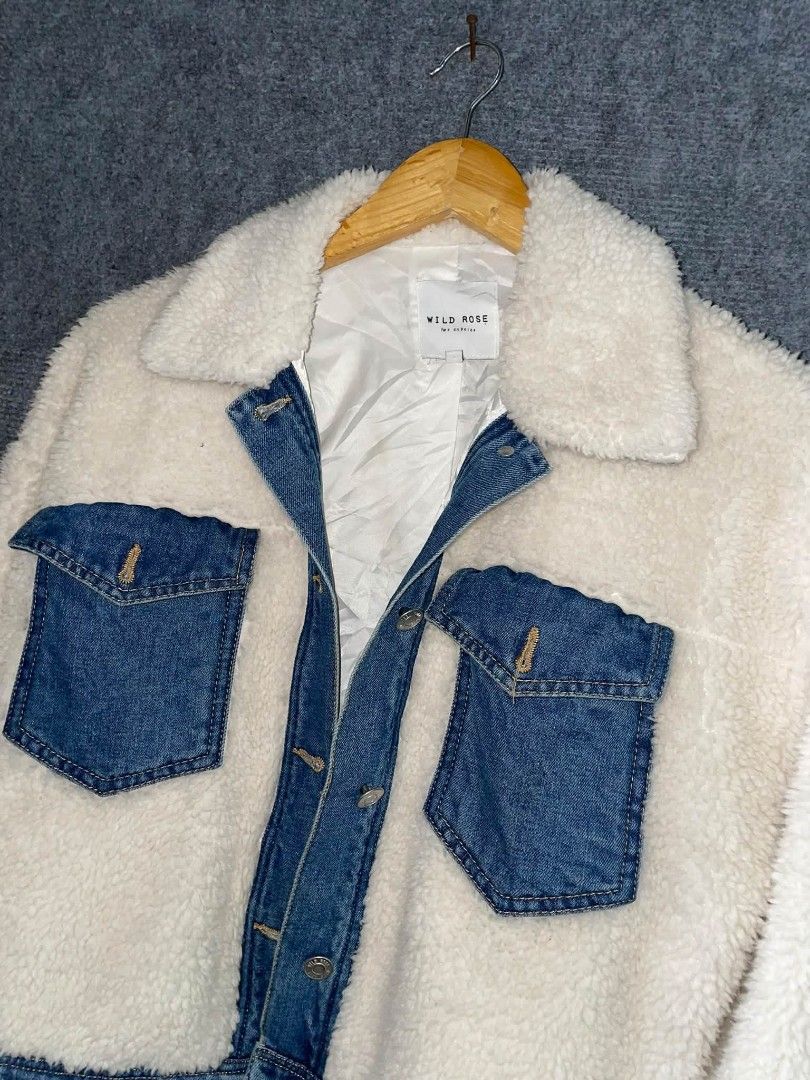 Wild rose denim jacket ✨ (Category: Coats, Jackets and Outerwear) located in Naga. Submitted by jea1991 (Listing ID 1468998043, Image 1). Description: .