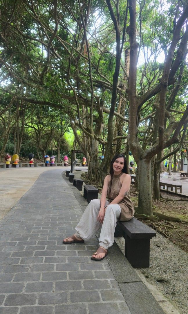 Women Coordinates (Category: Sets or Coordinates) located in Paranaque City. Submitted by mhelai08.collections (Listing ID 1468954008, Image 1). Description: used only once size small (from shein) medyo maluwag fitting kaya kasya ito maybe from small to semi large sobrang ganda!! sold out na ito sa kanila loc is Paranaque Valley5.