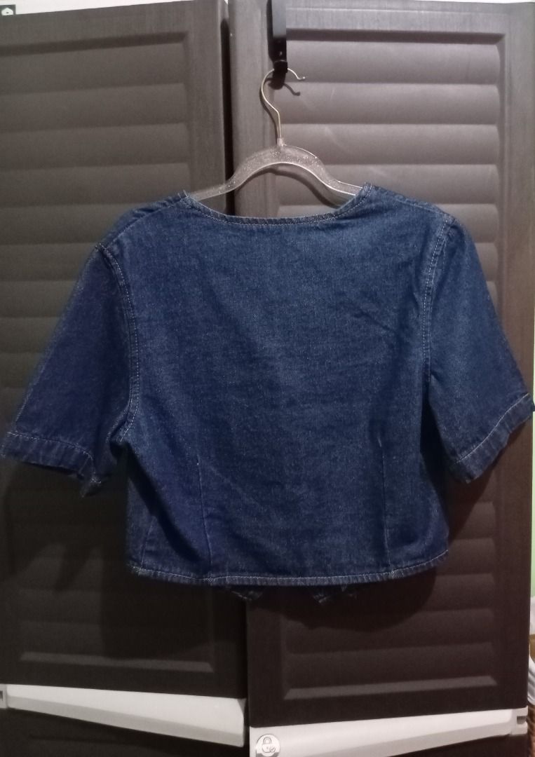 SHEIN and H&M Top - Bundle of 2 (Category: Blouses) located in Cainta. Submitted by stardust.1111 (Listing ID 1469152837, Image 3). Description: 1. SHEIN Denim Top - ₱280 Size: XS Shoulder: 16" Length: 17.5"–19" Width: 17" 2. H&M Top - ₱180 Color: Dark Teal Blue Size: US/EUR Large Shoulder: 15" Length: 22" Width: 15.5" Material: Organic Cotton Blend Both items are in excellent condition. RFS: Received as gifts but never used..