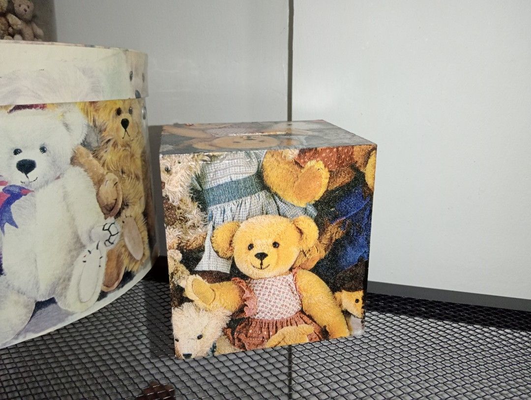 WOODEN BEAR COINBANK (Category: Storage Boxes & Baskets) located in Kawit. Submitted by gieclutter (Listing ID 1469010039, Image 1). Description: Flakers and joy reservers are 𝗻𝗼𝘁 𝗮𝗹𝗹𝗼𝘄𝗲𝗱 Actual photos, sized precisely Verify item's dimensions first All sales are final—no returns, exchanges, or refunds 𝗖𝗢𝗡𝗗𝗜𝗧𝗜𝗢𝗡: ・𝗔𝗦 𝗜𝗦 ・has some dents and a bit of peeling on the glossy top coat 𝗟𝗢𝗖𝗔𝗧𝗜𝗢𝗡: Kawit, Cavite 𝗠𝗢𝗣: 𝗣𝗙/